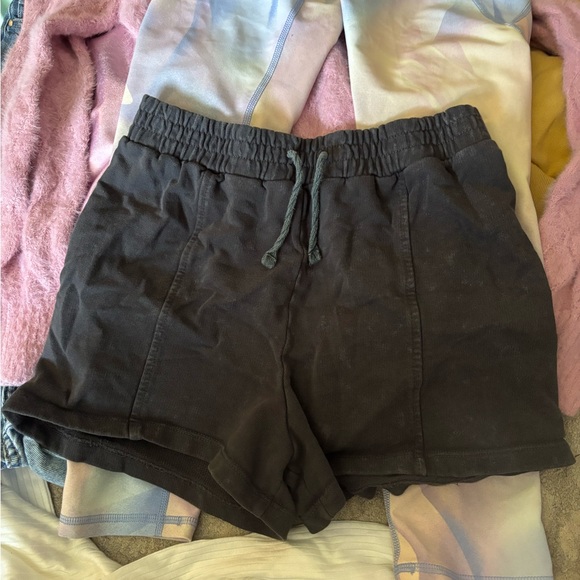 Girls 10-12 t-shirts pants shorts clothing lot - Picture 13 of 14